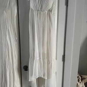 Chic White Strapless Gown